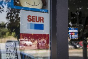 Teléfono gratuito de atención al cliente de SEUR Sevilla 1 Oficina de Seur con servicio pickup