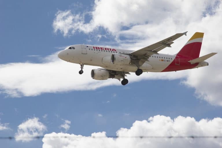 Las aerolíneas con más reclamaciones en España este verano: Vueling e Iberia lideran el ranking