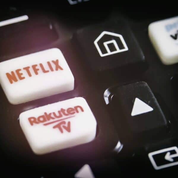 El ‘streaming’ conquista a las teleoperadoras: Netflix, Prime Video y Disney+ lideran la transformación del sector