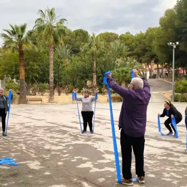 El INSTITUTO SANTALUCÍA alerta: el envejecimiento y la baja natalidad presionan la productividad