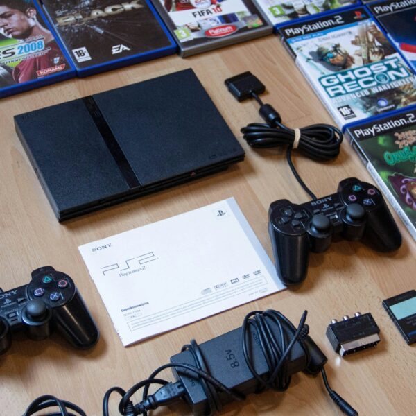 La polémica por el fin de los videojuegos en disco llega a los empleados de Sony